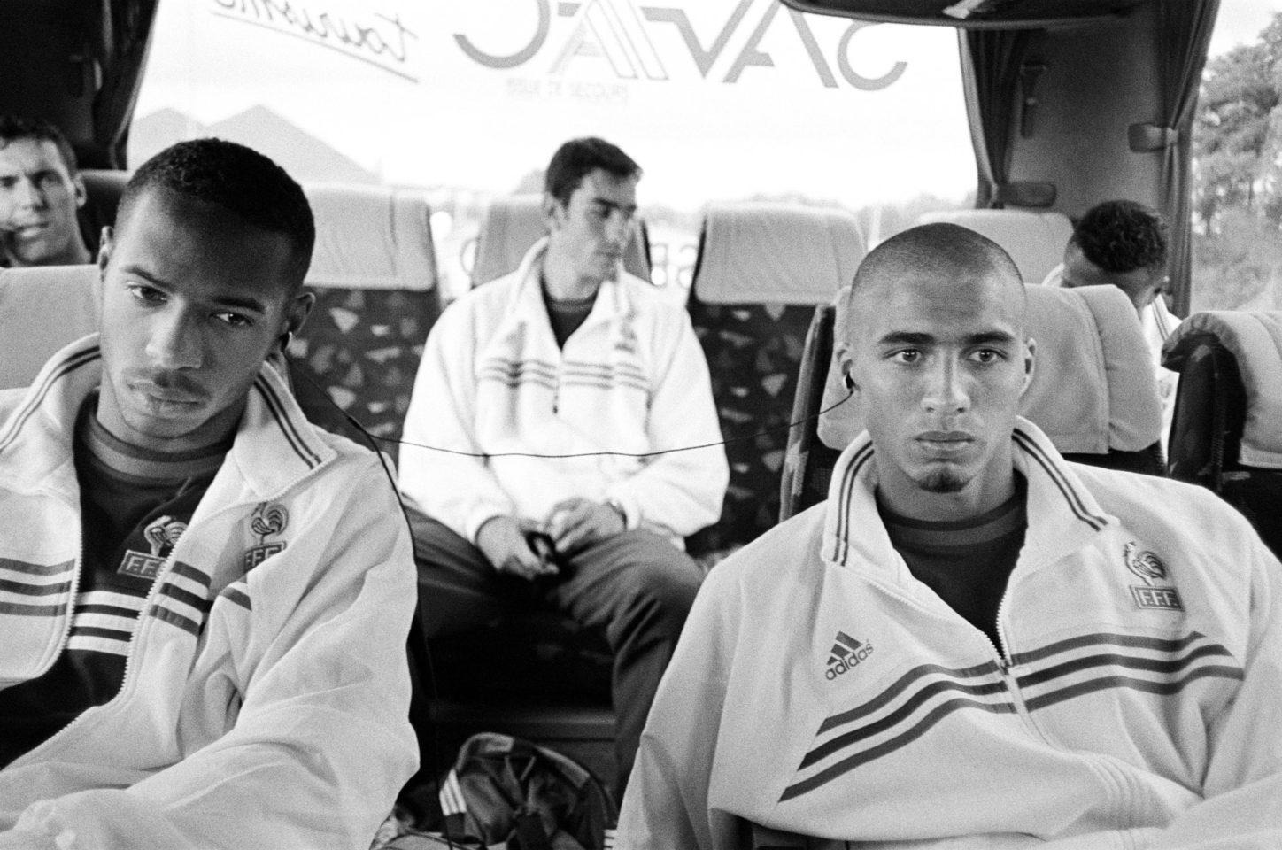 Les yeux dans les bleus (8)