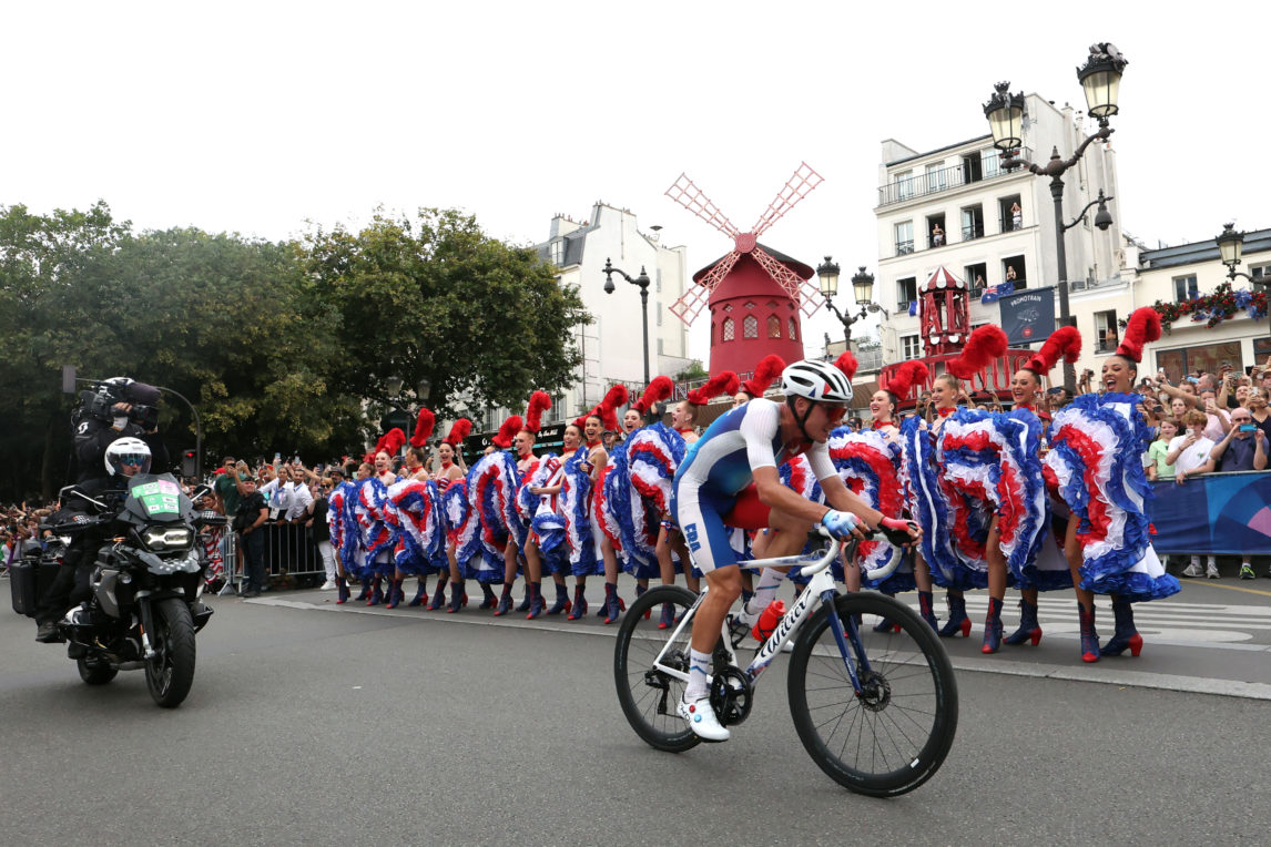 Moulin rouge (2)
